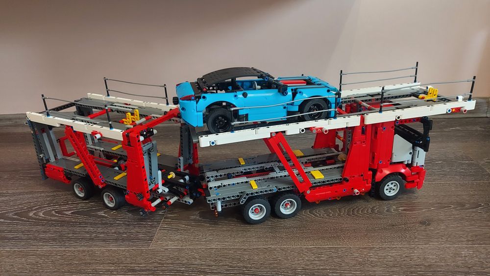 Lego Technic Transportor De Masini 42098 - 2493 Piese