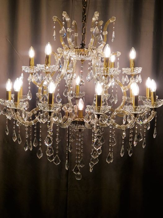 Candelabru/Lustra