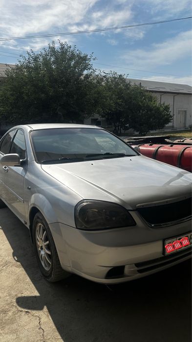 Chevrolet Lasetti sotiladi