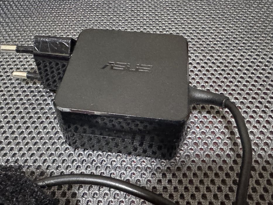Incarcator Laptop Asus AD2066020 19V 2.37A 45W