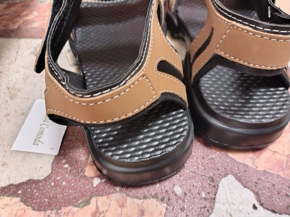 Sandale din piele