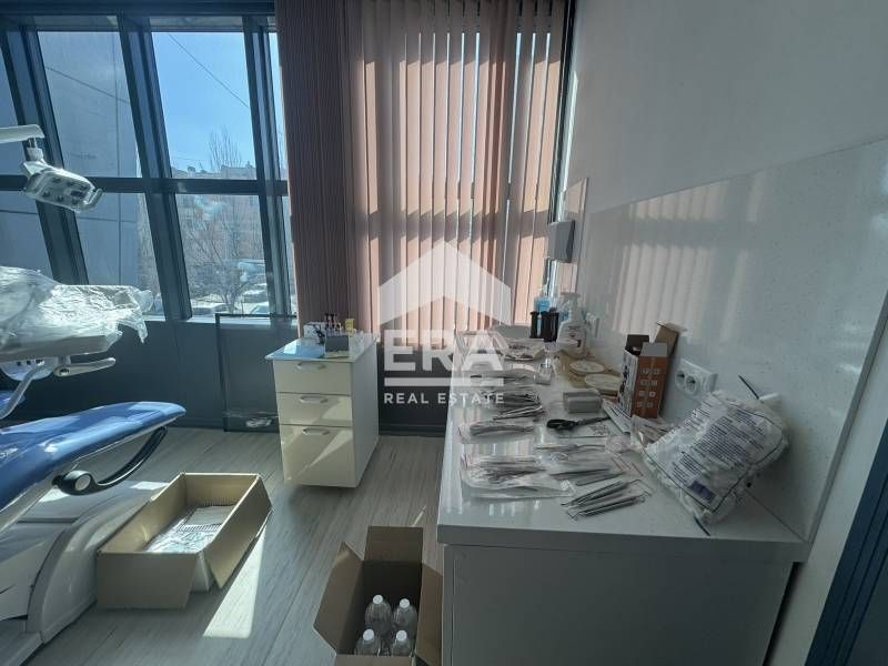 Продава се  в Хасково, Център -  кв.м за 0 €/ - Снимка #2