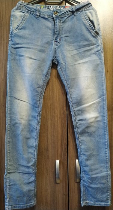 Мъжки дънки 170-176см.