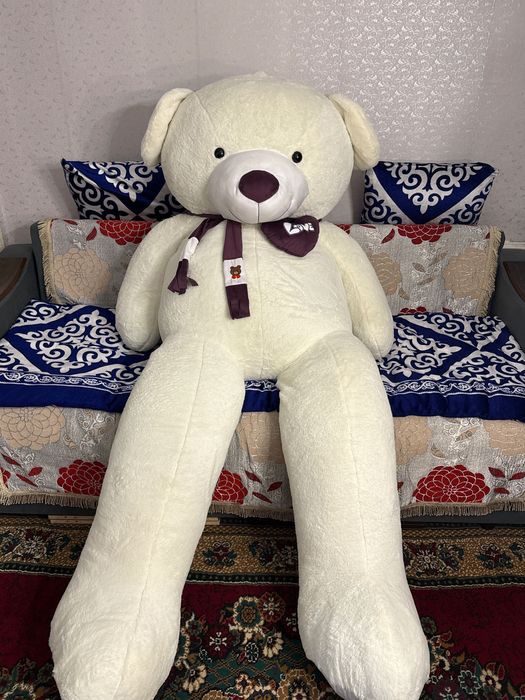 Продам плюшевого медведя