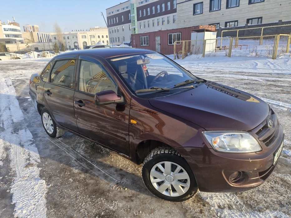 Лада Гранта 2012