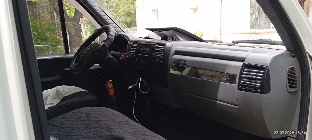 Продам Газель цельнометаллический кузов.