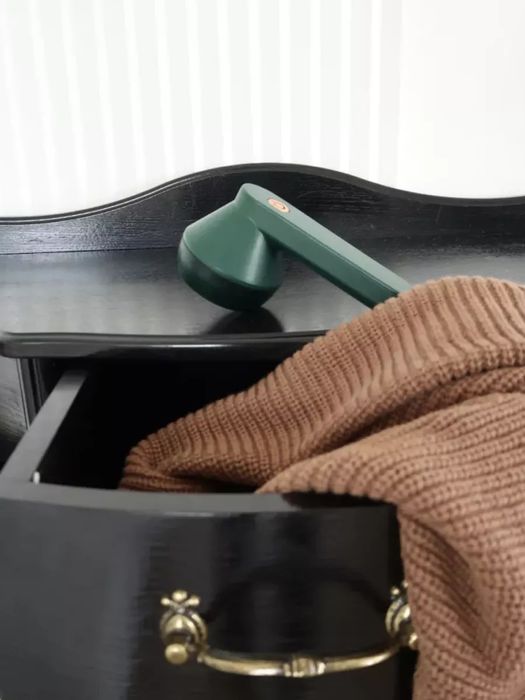 Машинка для удаления катышков