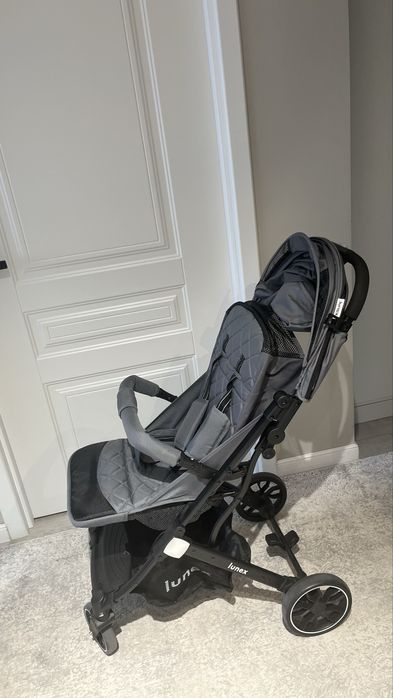 Коляска, прогулочная коляска