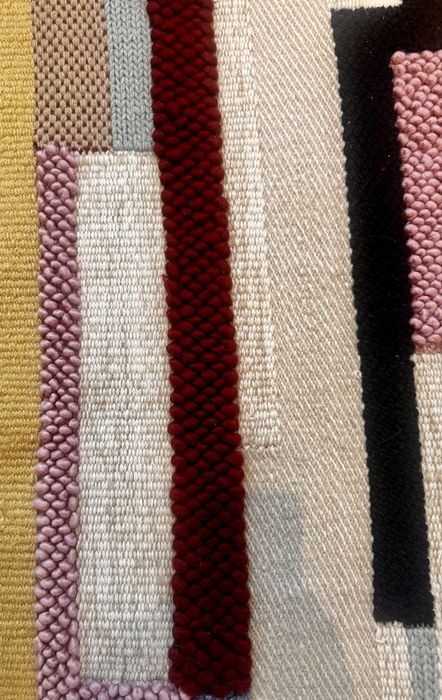 Артистичен вълнен килим – 130×190 см | Модерен дизайн