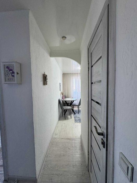 S Продам 3-х ком на 4 мкр