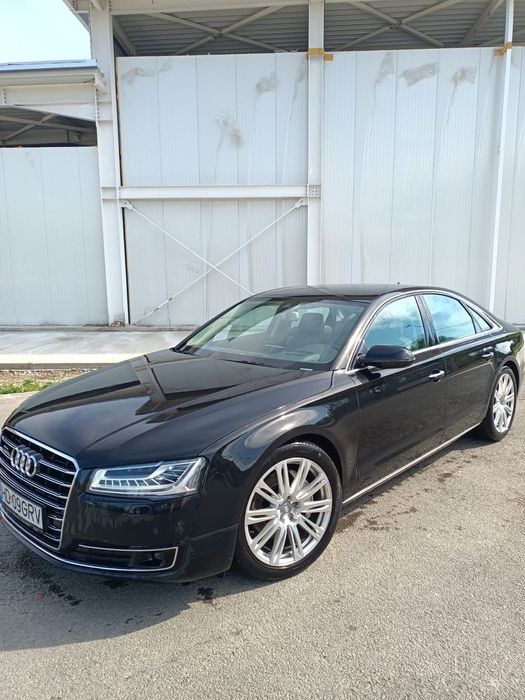 Audi A8 Masina e in stare impecabila.Unic proprietar.Roti vara+iarna.