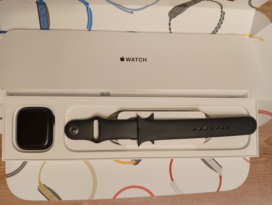 Apple Watch 7 series 45mm