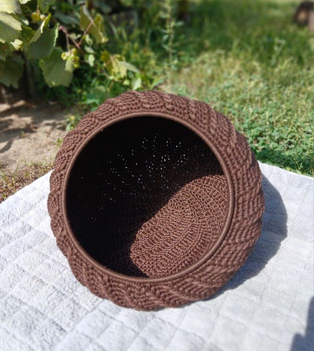 Лежанка-домик для кошек и собак