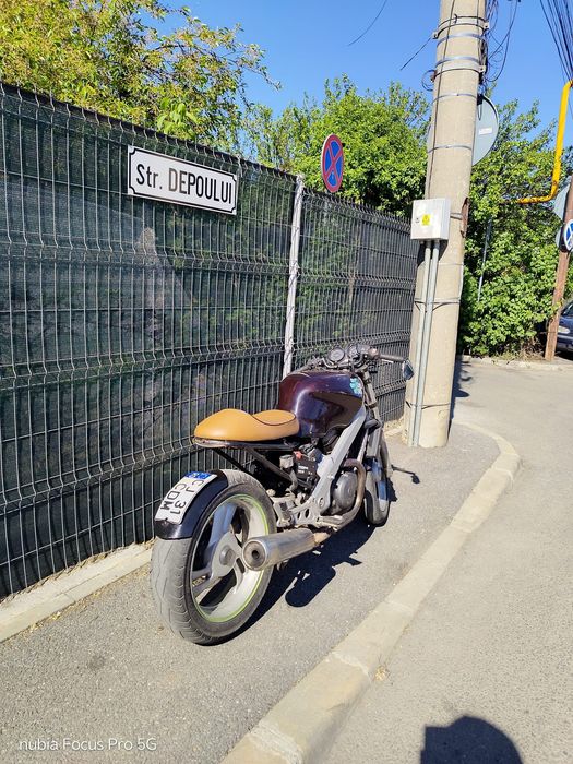 Honda cafe racer ntv 650