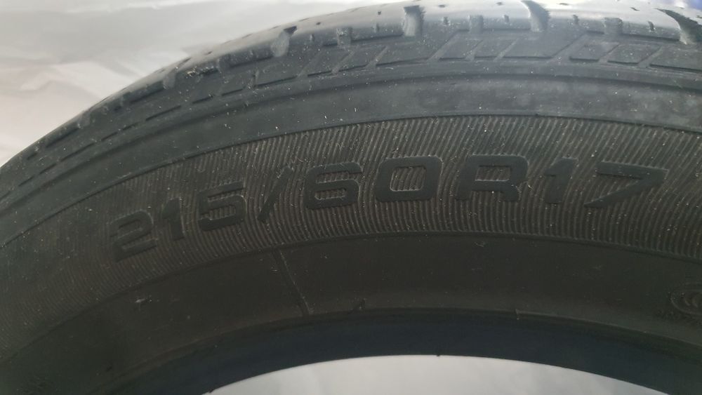 Шины всесезонные  215/60/17