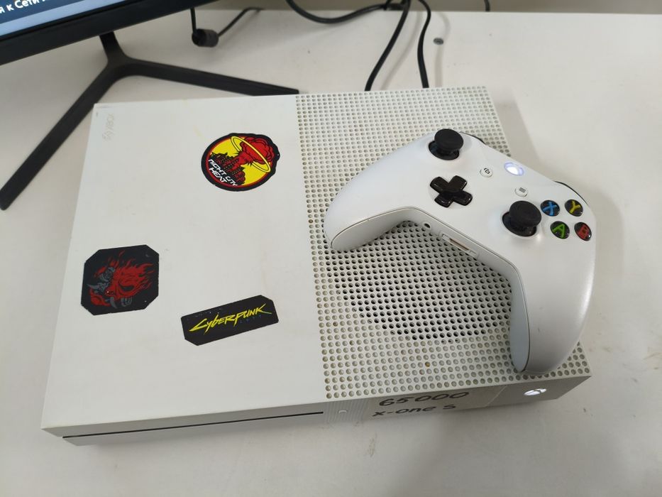 Xbox one S 512gb с играми