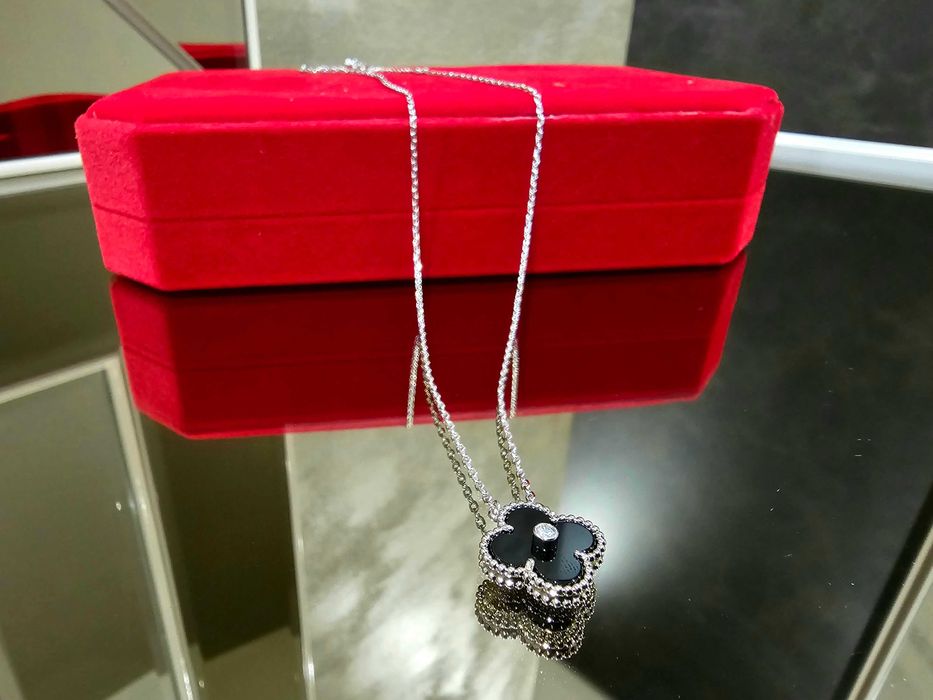 Van Cleef & Arpels VCA Silver Black Diamond Alhambra Дамско Колие