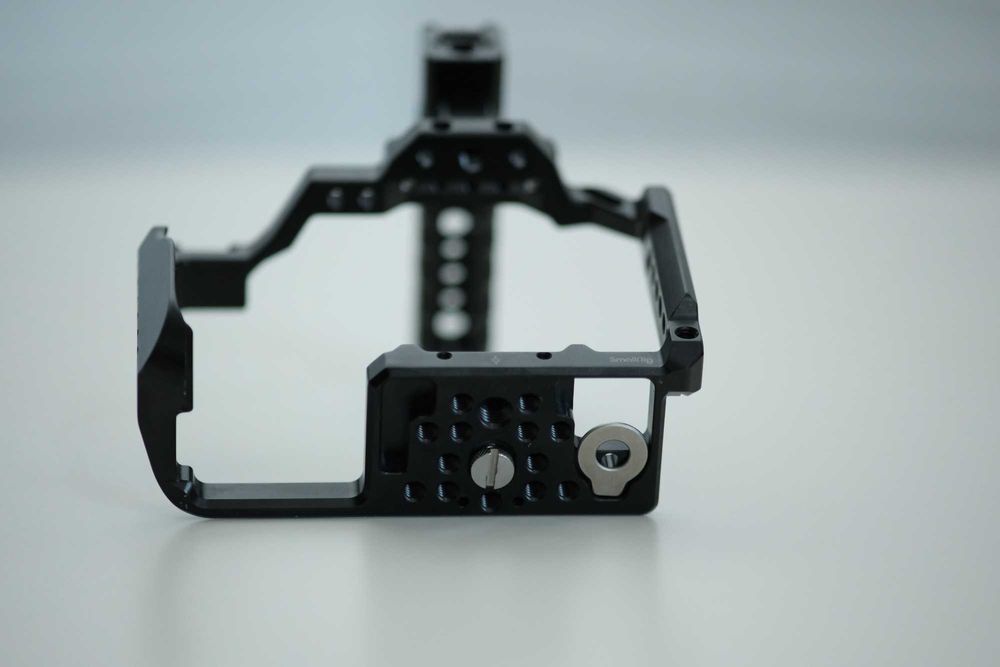 Продавам фотоапарат Panasonic GH5