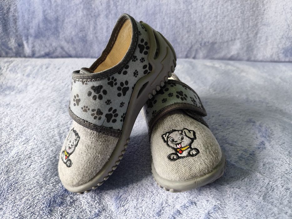 Детски обувки и пантофи различни размери