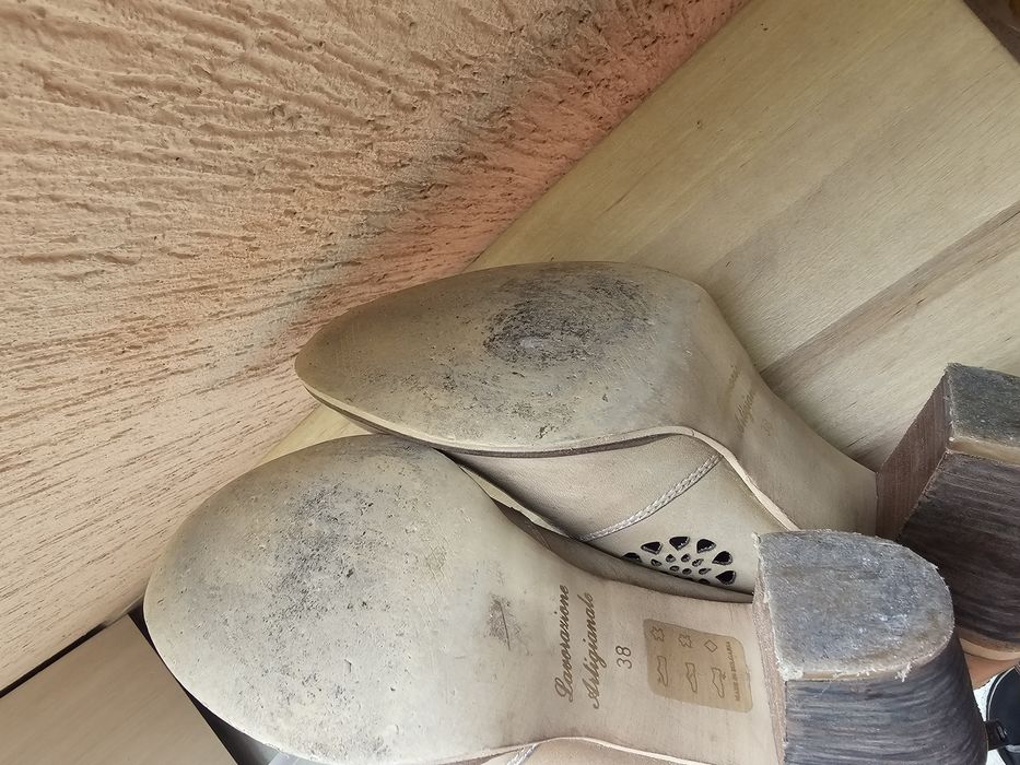 Боти бежови естествена кожа 38