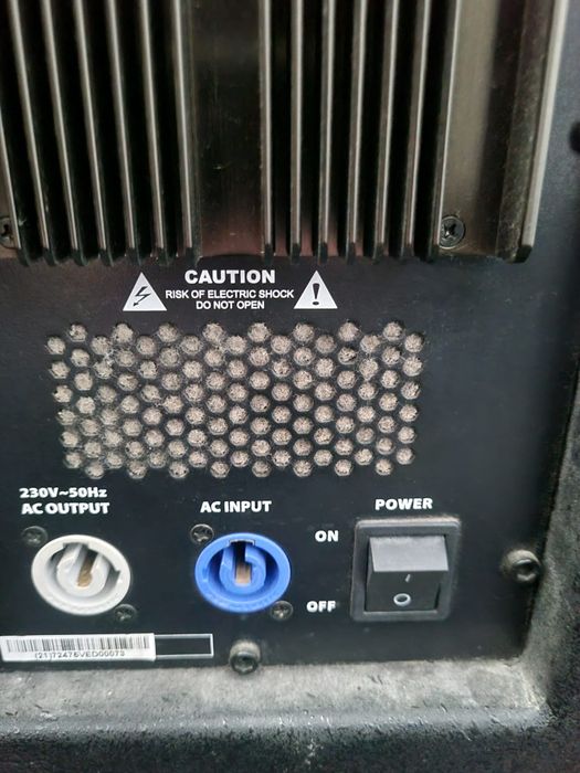 Vând subwoofer activ the box pro achat 118 A