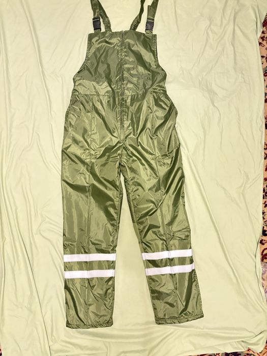 форма куртка комбинезон