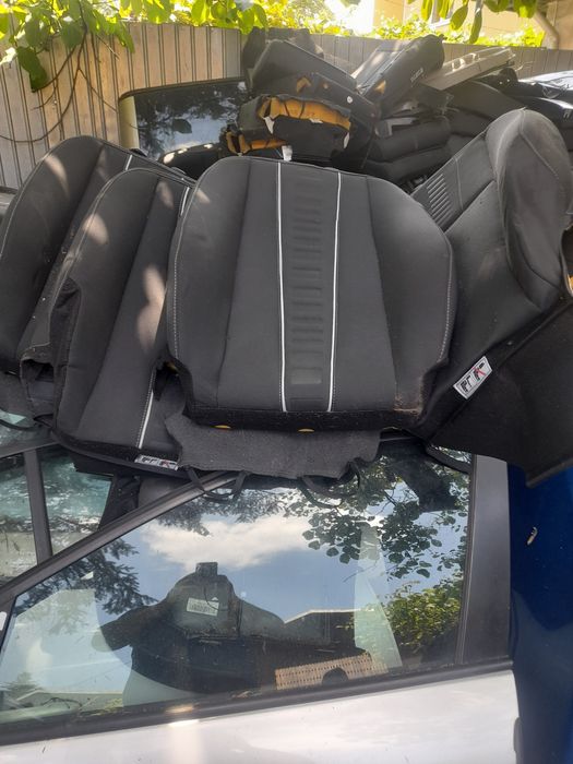 Megane 3 tapiterie scaune si alte piese