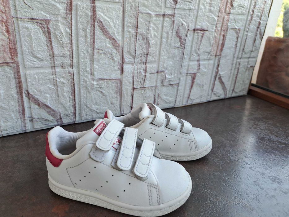 детски маратонки,кецове,спортни обувки,адидас,Adidas,номер 23