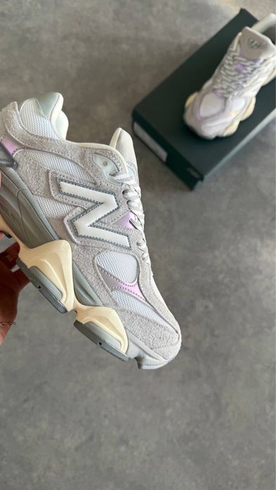 New Balance 9060 “Light Grey White”