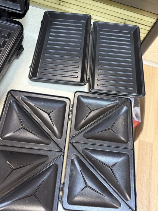 Уред за сандвичи Philips HD2350/80