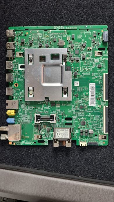 Платки за Samsung UE75NU7179UXZG