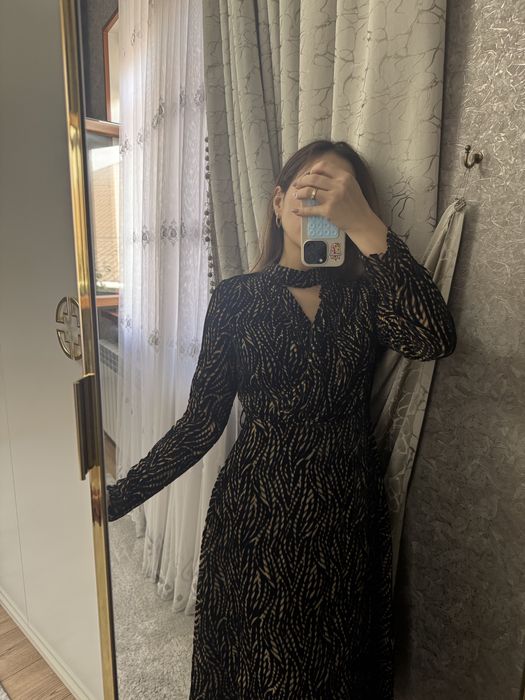 Продается новое платье