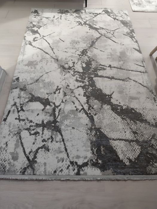 Продам ковер в идеальном состоянии