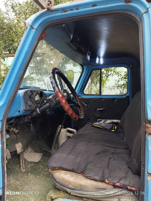 Gaz 53 sotiladi haloti yaxshi
