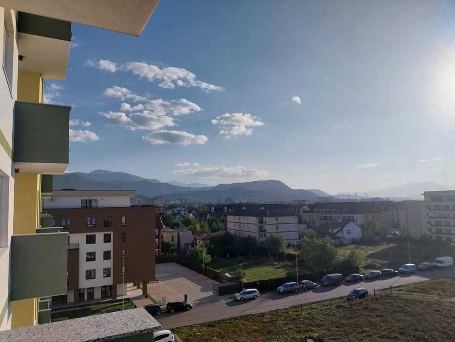 Prorietar Închiriez apartament cu 2 camere la Top City / zona coresi