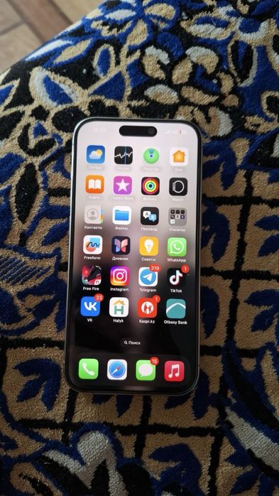 Apple 15 pro продается