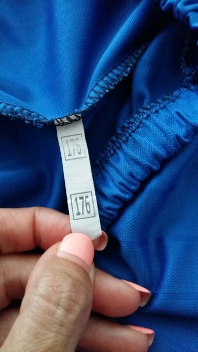 Детски  футболен екип и къси гащи