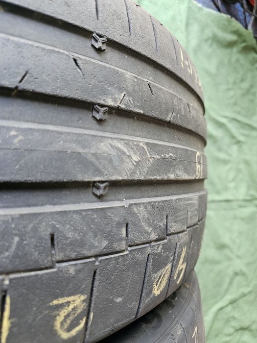 245 40 21 vara continental