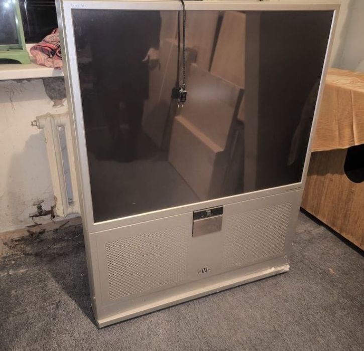 Телевизор JVC японский