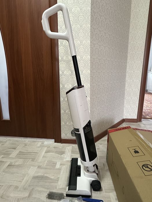 Пылесос Le Bot Y 20 белый