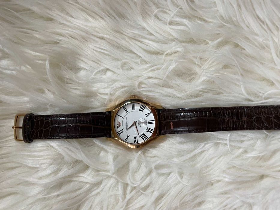 Emporio Armani Gold AR-0677 Quartz  42 mm