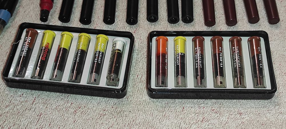 vand rotringuri varsate pret 300 ron fix tot din poze  necesita servisare - tus uscat