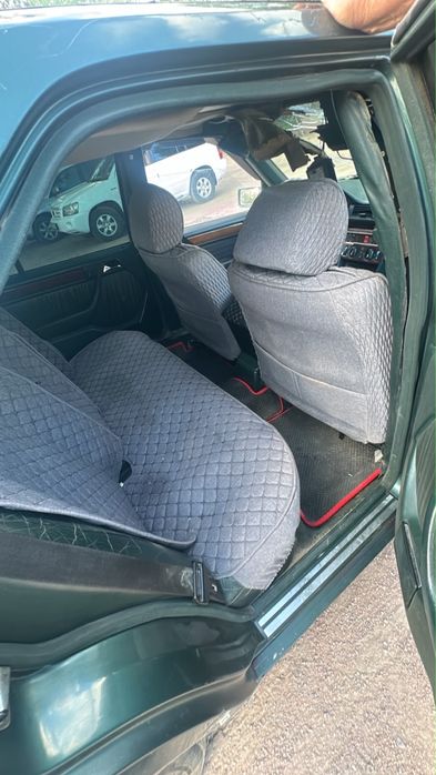 Мерседес бенз 300е