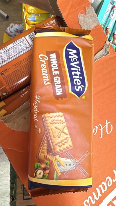 Печенье и шоколад Альбени