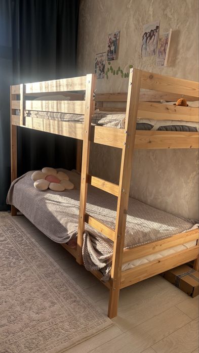 Духярустный ровать ИКЕА