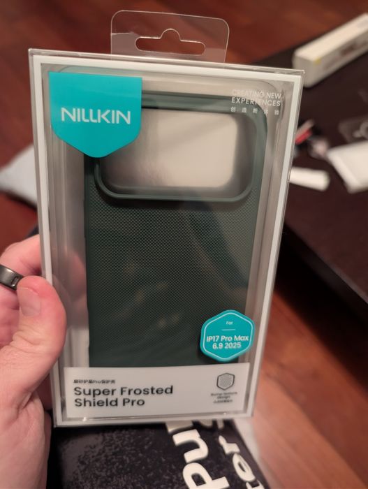Nillkin Iphone 17 pro max калъф
