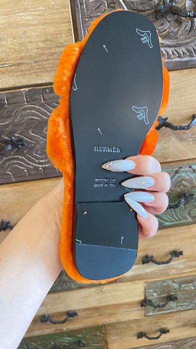 Ермес вълна налични чехли