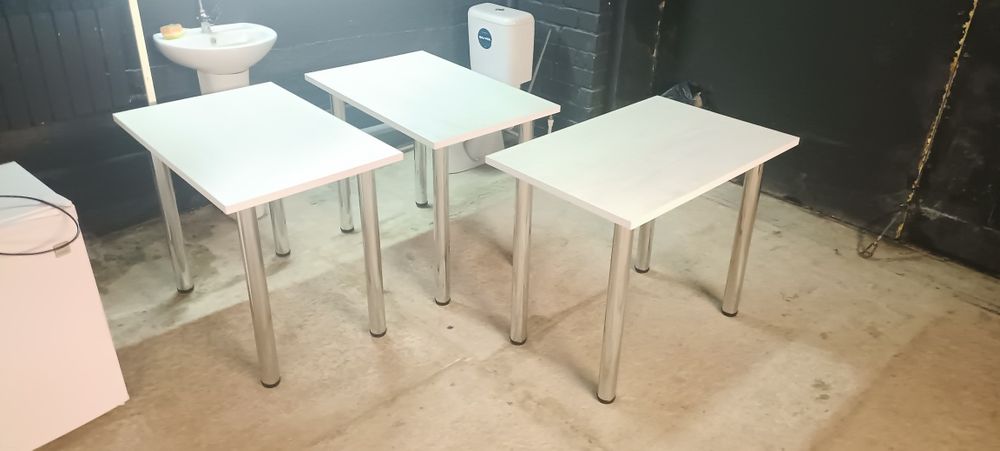 Продам новый стол 60 на 90