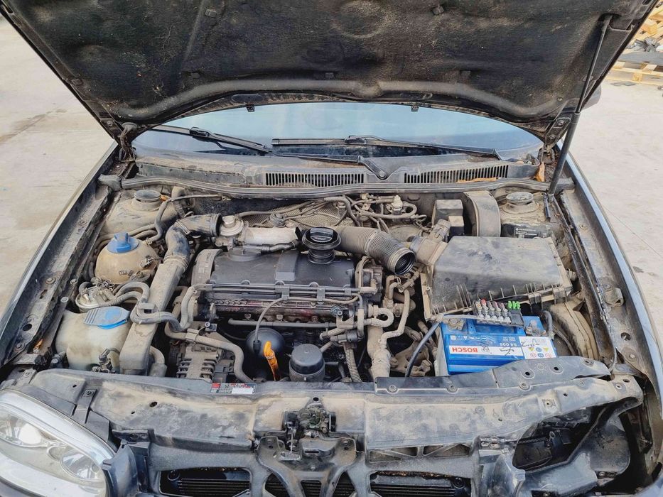 Supapa EGR Volkswagen Golf 4 Variant (1J5) [Fabr 1999-2005] 038131501E