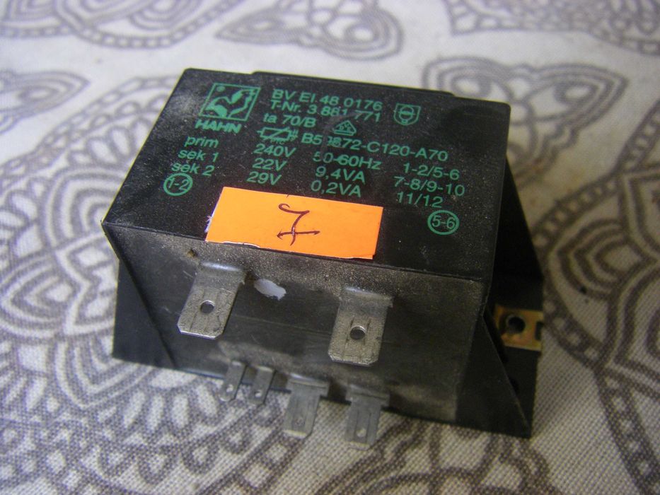 Мрежови, захранващи трансформатори